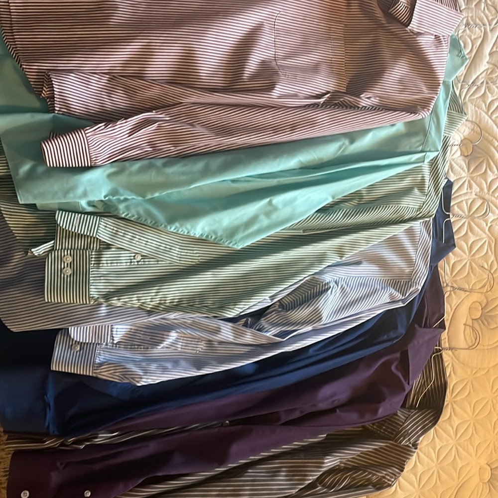 Used lot of 7 - Mens Croft & Barrow Dress Shirts -  Sizes in Pics